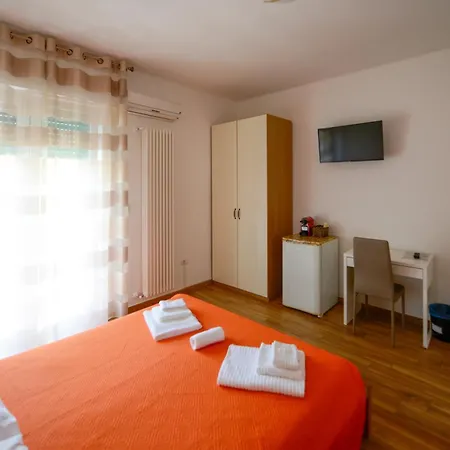 La Casa Di Ketty 3* Matera